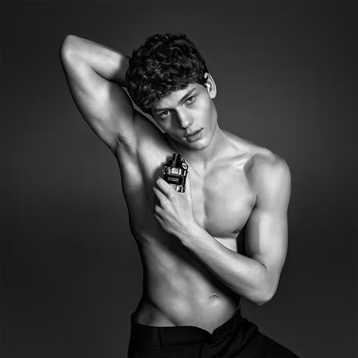 Viktor & Rolf Spicebomb Eau De Toilette Spray